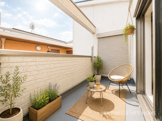 【バルコニー】 | 東急田園都市線「市が尾」中古戸建 | バルコニー付きです