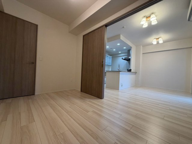 【洋室】 | ユニハイム茨木永代町