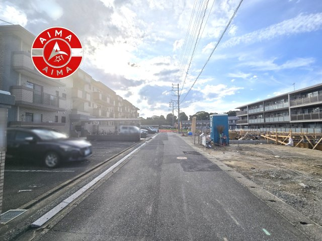 太宰府市吉松2丁目第4-5棟（3号棟）の外観|前面道路含む現地の写真です。