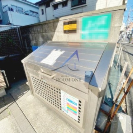 アヴァンセ千年のその他共用部分|敷地内ごみ置き場です。