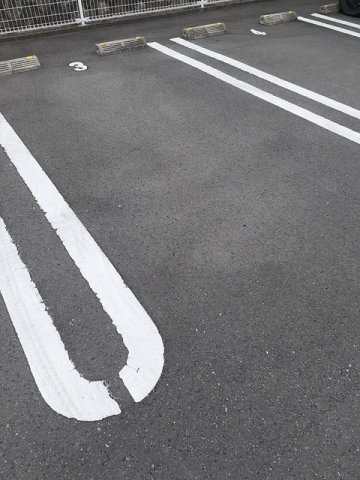 ヴァンベール　西大浜の駐車場