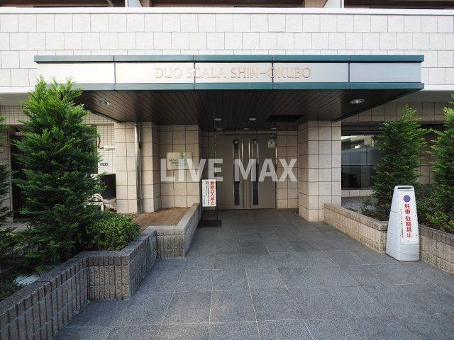 【エントランス】デュオ・スカーラ新大久保
