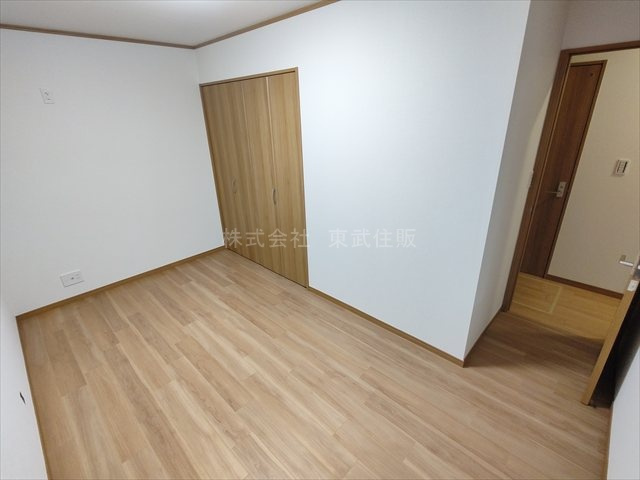 【寝室】の画像