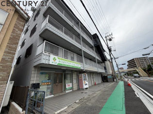 サカセイーストビルの外観