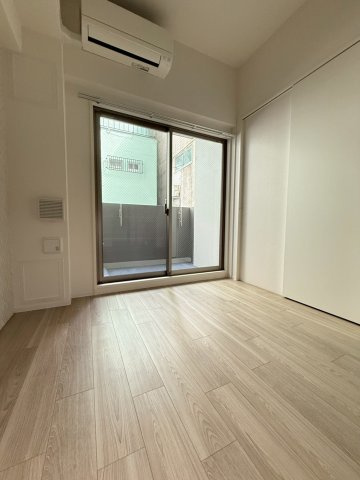 【洋室】 | セレニテ本町東リアン