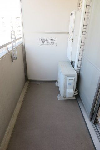 ウィルテラスなんば南のバルコニー