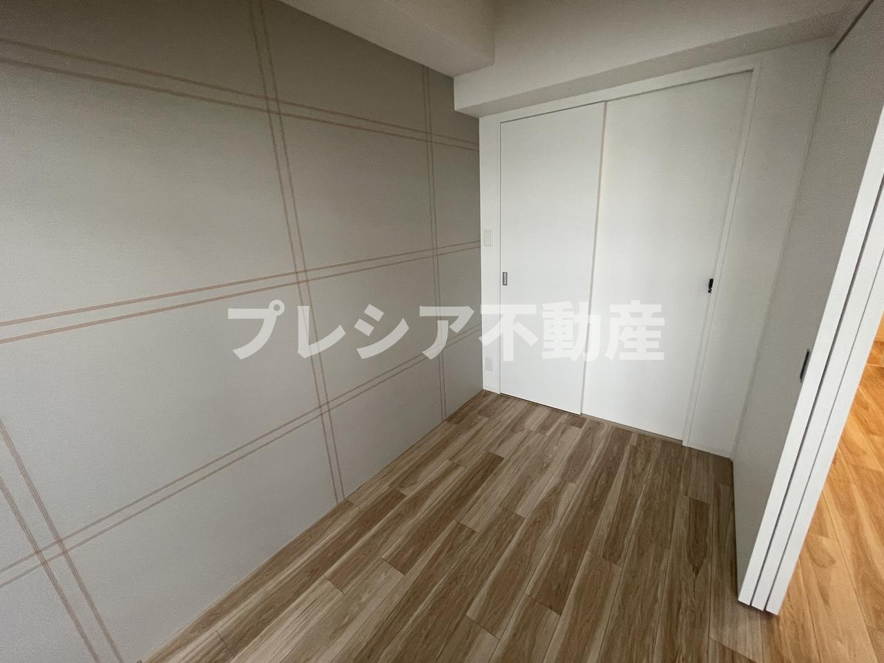 セレニテ甲子園プリエの居間・リビング