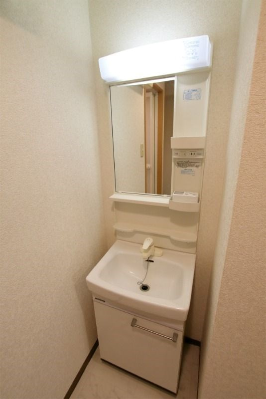 リファレンス下呉服町の洗面所