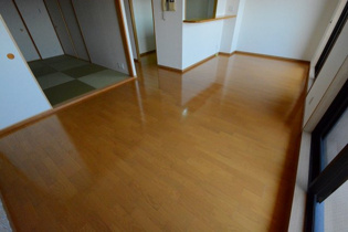 ＮＴＰＲレジデンス甲子園四番町の居間