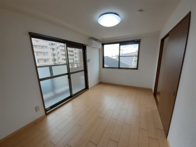 エアコン付きで初期費用を抑えられます♪