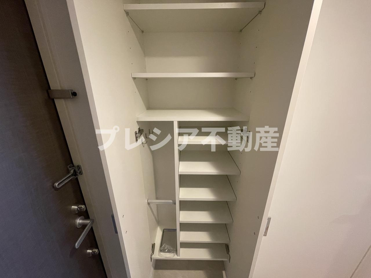 セレニテ甲子園プリエの収納