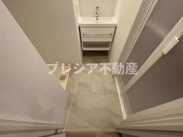 セレニテ甲子園プリエの洗面所