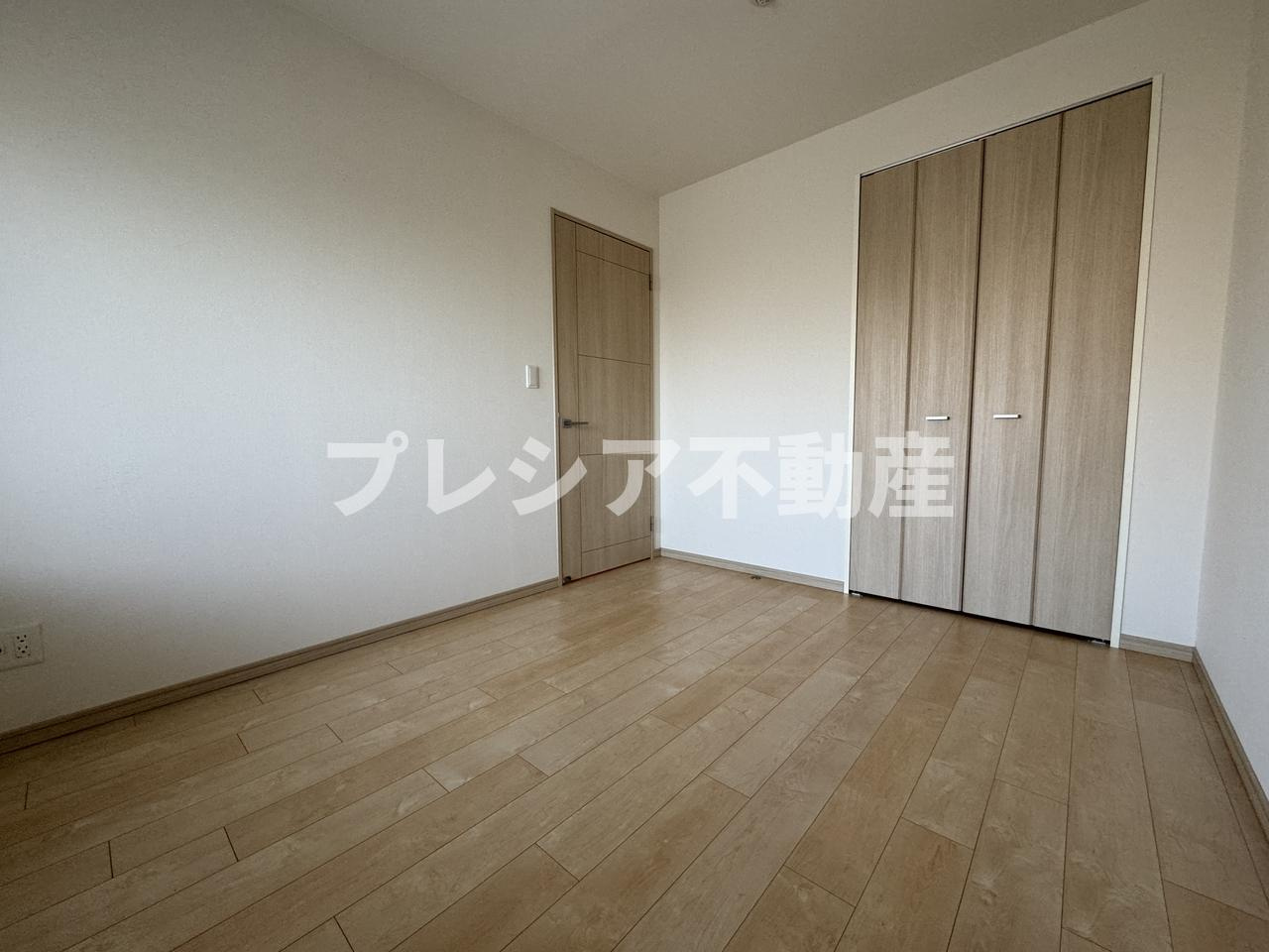 レジェンダリー甲子園浦風町の洋室