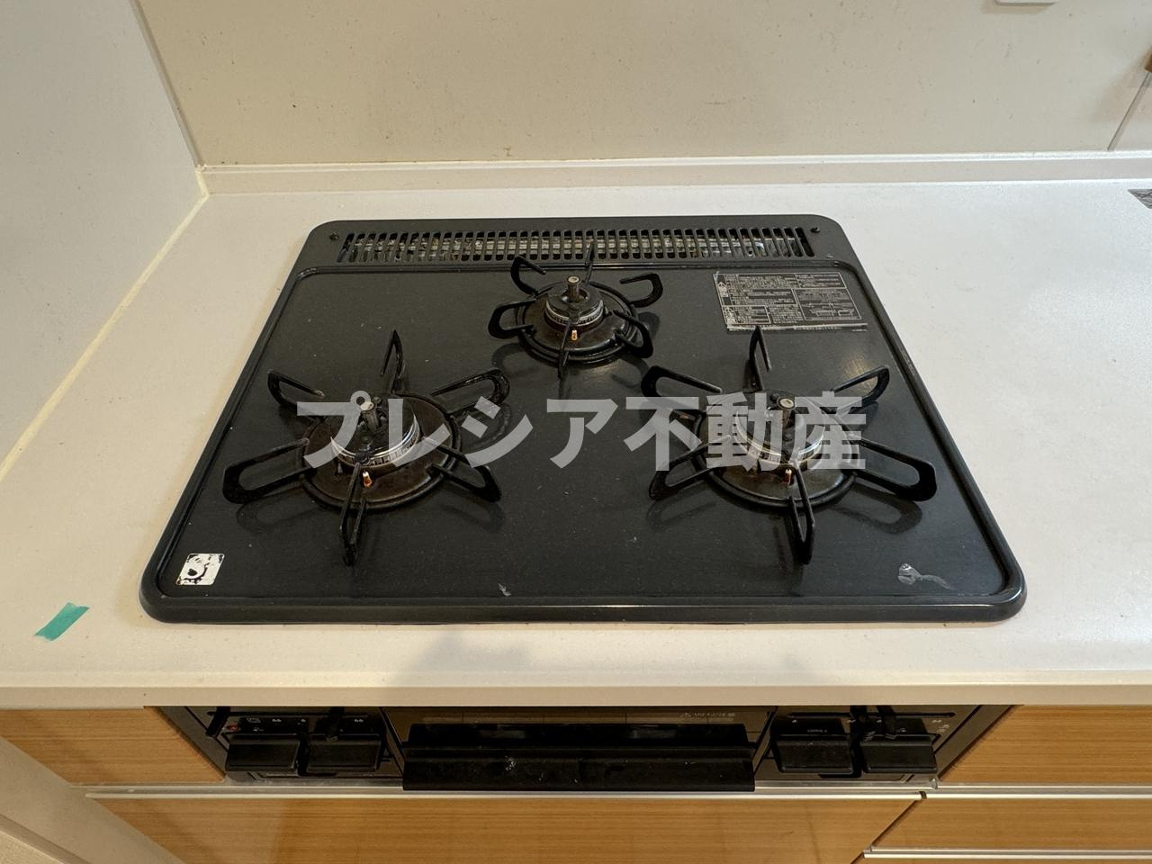 レジェンダリー甲子園浦風町のキッチン