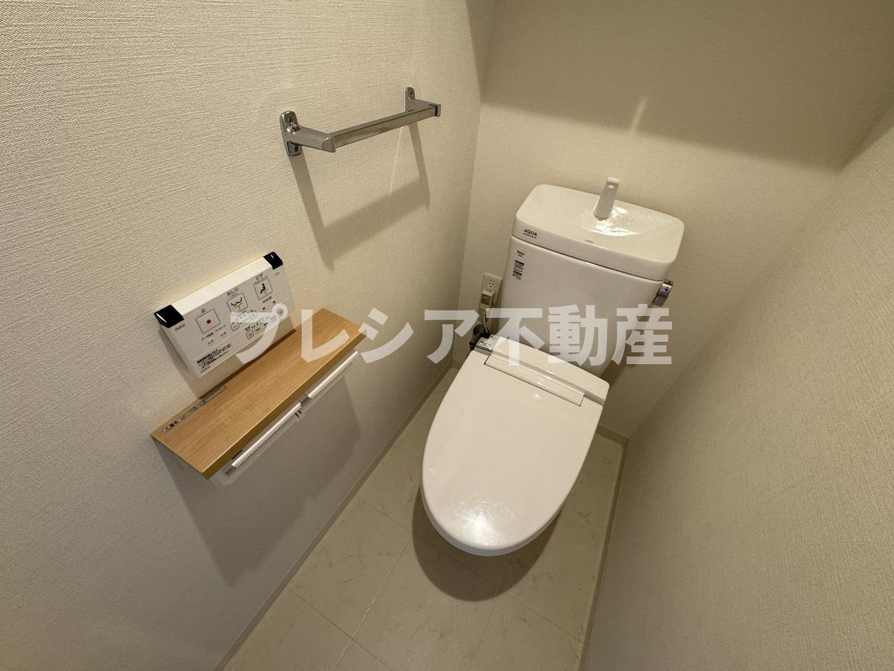レジェンダリー甲子園浦風町のトイレ