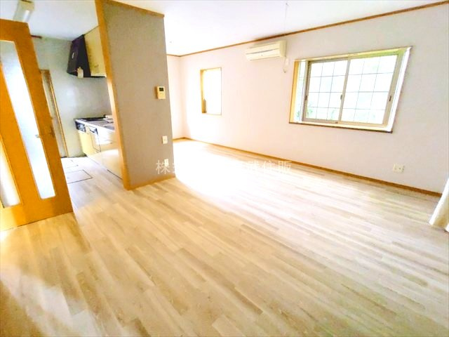 【居間・リビング】の画像