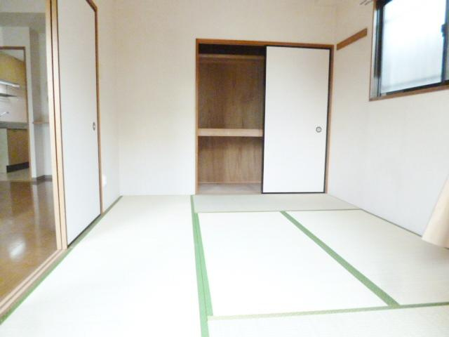 エクセルシアの和室