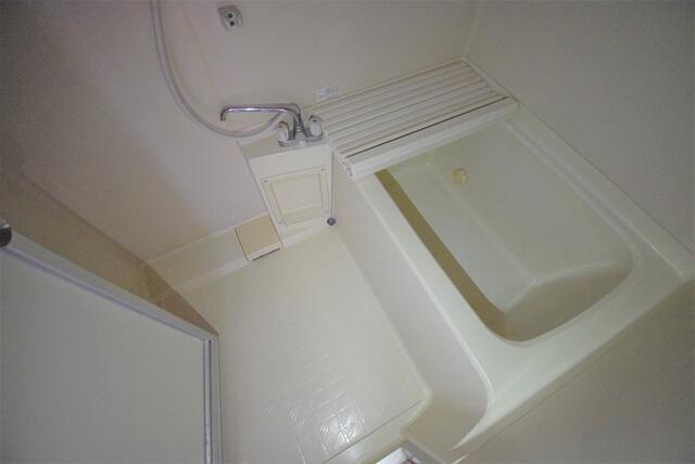 川崎市多摩区菅２丁目の賃貸マンションの浴室