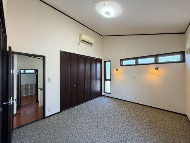 長久手市菖蒲池戸建の洋室