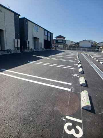 サンフラワー太田駅サイドＣの駐車場|駐車場完備です