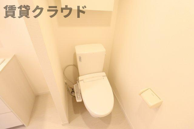 リブリ・シャルマンのトイレ