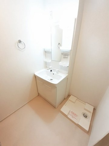 マール　アスールⅠの洗面所|忙しい朝には欠かせない洗面所です