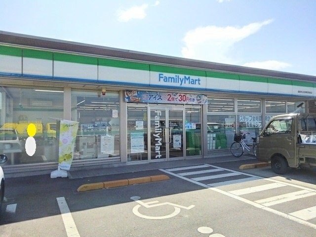 コズミック　Ｂの周辺|ファミマ観音寺山田産業団地前店まで80m