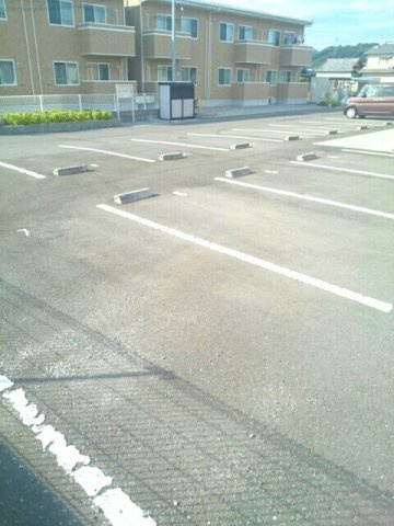 ブライトパークⅡの駐車場|カースペースがあります
