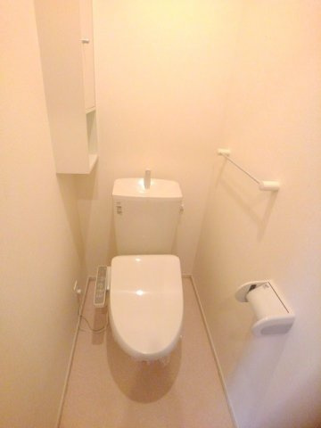 グランコート５１６　Ｂのトイレ|清潔感のあるトイレです