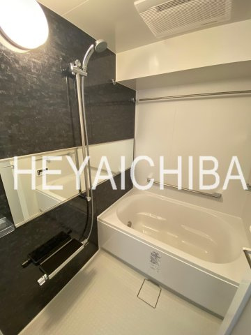 メイクス上野の浴室