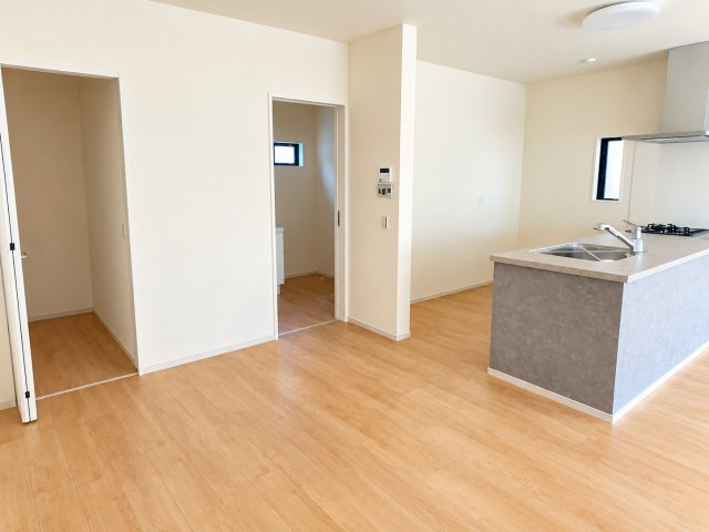 売新築戸建　静岡市駿河区小鹿１丁目の居間・リビング
