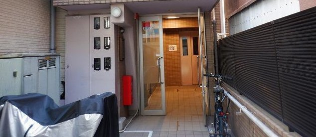 【エントランス】