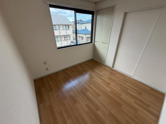 【寝室】 | グリーンヒルズ　D/西五所