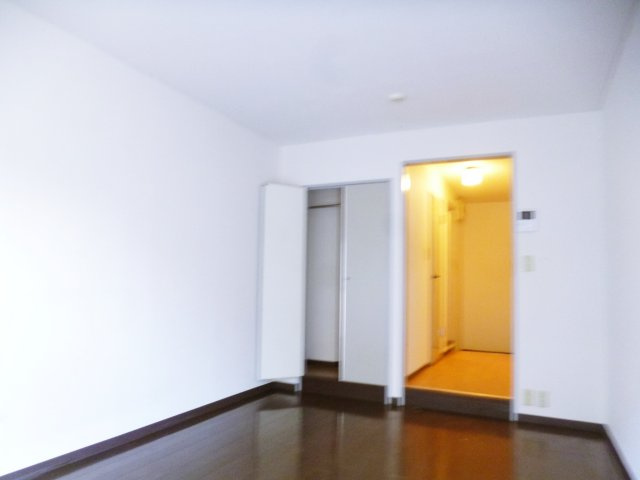 【寝室】 | クレセント新瑞