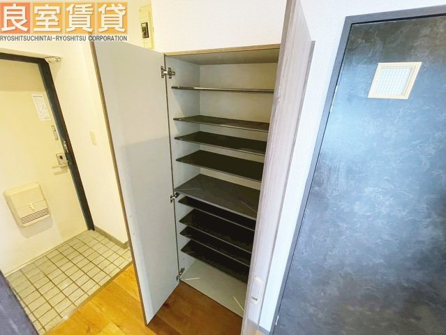 【玄関】 | シャンボール近藤Ⅰ