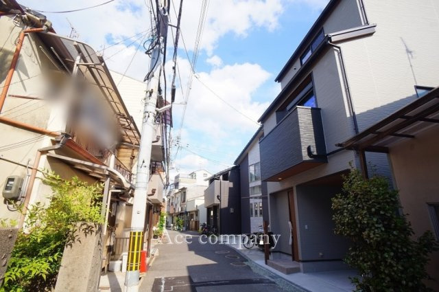【前面道路含む現地写真】 | 東大阪市大蓮東5丁目 | 【前面道路：幅員約4ｍ】