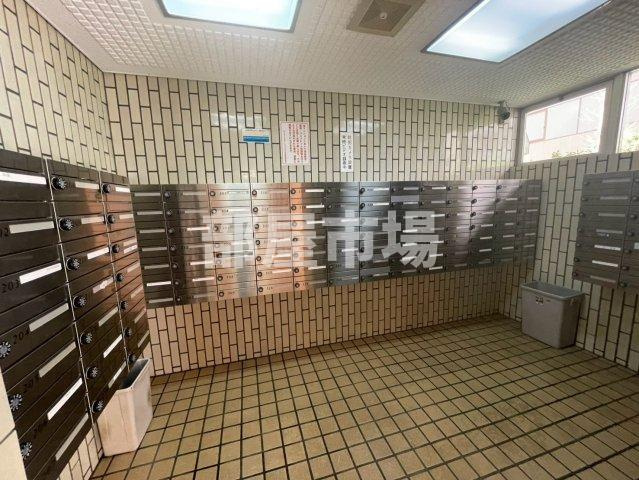 ライオンズステーションプラザ両国のその他共用部分|メールボックス