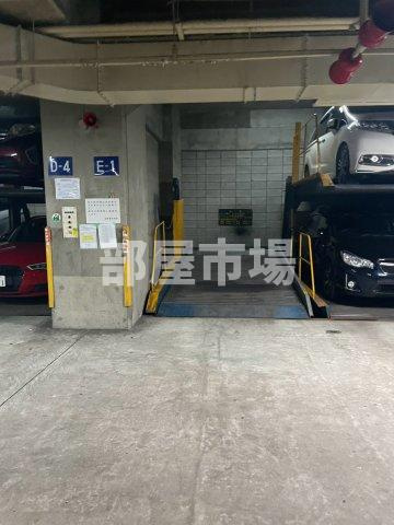 ライオンズステーションプラザ両国の駐車場