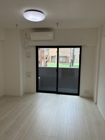 S-RESIDENCE東日暮里の居間・リビング