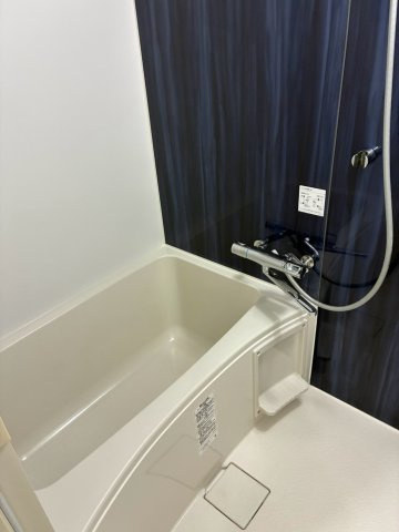 S-RESIDENCE東日暮里の浴室