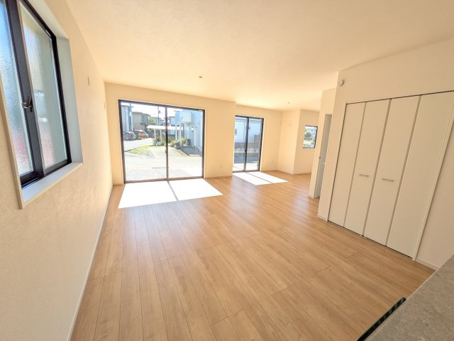水戸市見川　3期　新築戸建て　1号棟の居間・リビング