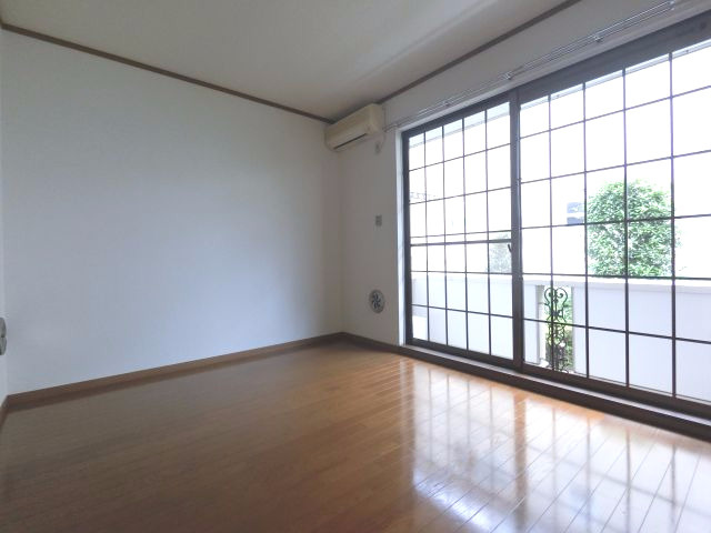 【洋室】 | プラムフィールド　B