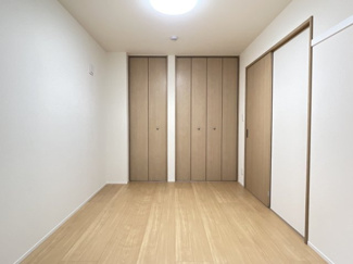 【洋室】 | WASEDA MORI BLDG.