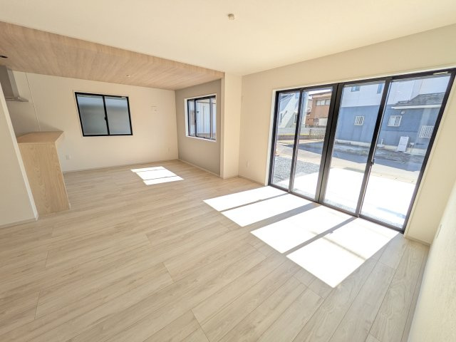 水戸市見川　3期　新築戸建て　2号棟の居間・リビング