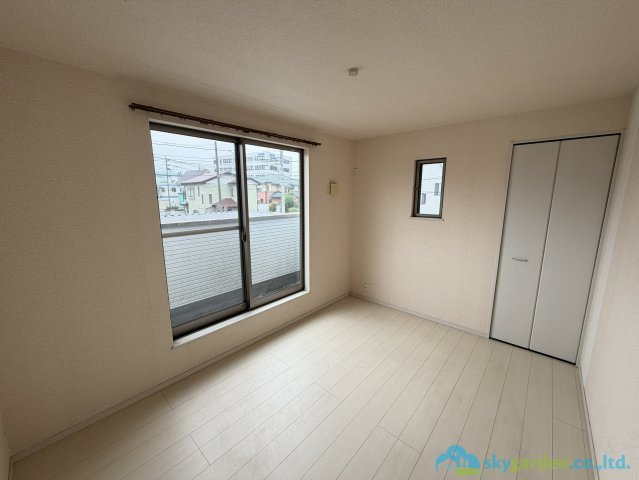 秦野市菩提　中古戸建の寝室
