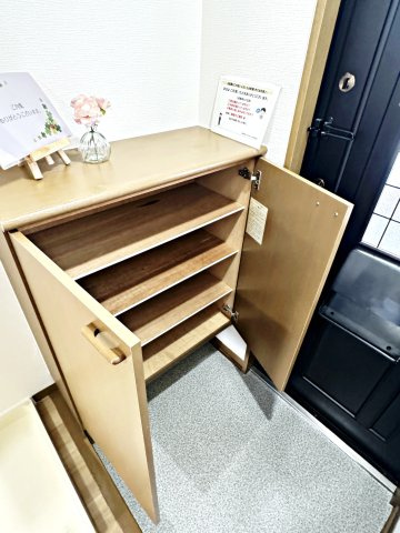 ジュネス仁川の収納|たっぷりとした収納スペースです