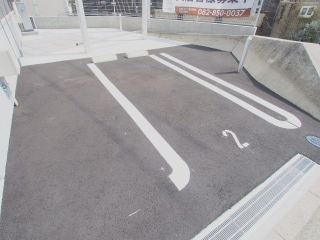 セジュールソフィアの駐車場