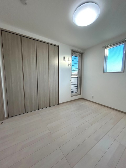 ブラン蒲町の洋室