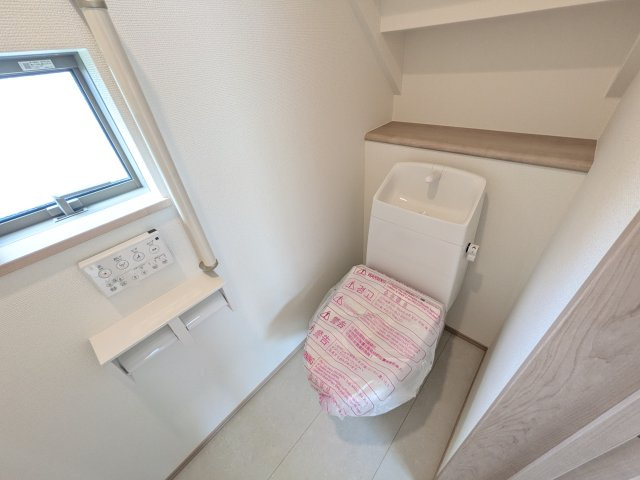 水戸市見川3丁目964番　新築戸建て　A号棟　のトイレ|高い節水性能で、水道代を大幅にカット。環境とお財布に優しく、家計をしっかりサポートします。