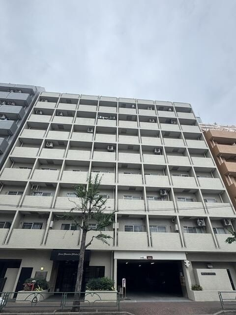 ライオンズマンション三鷹第７の外観